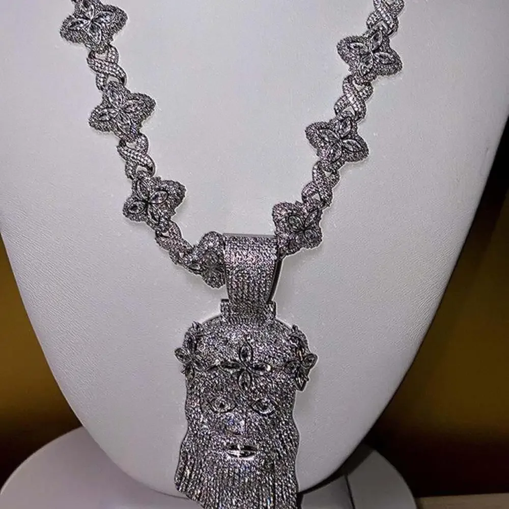 Silver Jesus Clover Pendant Necklace 2 E 68